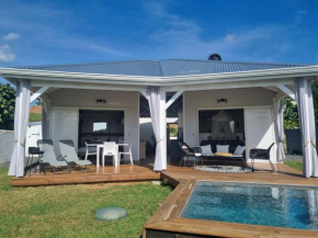 NEW - Les Hauts du Papillon - Piscine et vue mer -